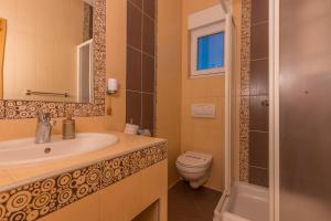 Kúpeľňa v ubytovaní Villa Marija Apartments + 37 fotografií