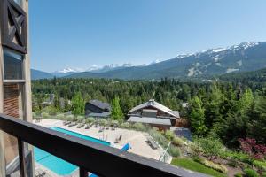 Imagen de la galería de The Ironwood on Blueberry Hill, en Whistler