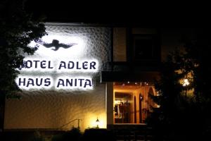 Fotografie z fotogalerie ubytování Hotel-Restaurant Arneggers Adler v destinaci Tiefenbronn