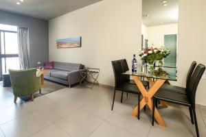 Χώρος καθιστικού στο Hillel 11 Hotel