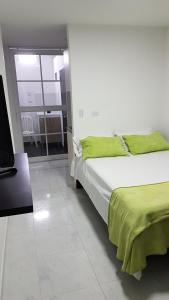 Cama o camas de una habitación en ELEGANTE, CÓMODO Y MODERNO APARTAMENTO - SUR DE CALI