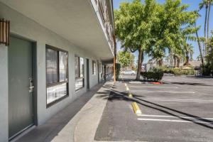 Fotografie z fotogalerie ubytování Caliente Tropics v destinaci Palm Springs