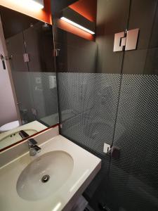 ibis budget Medellín Itagüí Metro的一间浴室