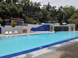 Bazén v ubytování Girardot Resort nebo v jeho okolí