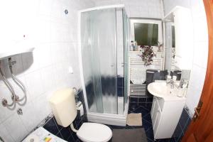 Koupelna v ubytování Apartman Malina