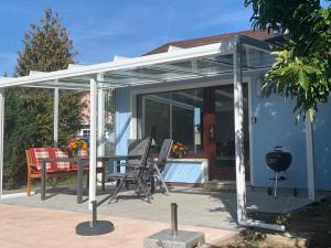 Patio nebo venkovní prostory v ubytování Ferienhaus bei den Kreidefelsen - Ihr Zuhause auf Rügen