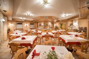 Restaurace v ubytování Hotel Garnì COSTANZA