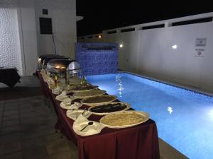 Bazén v ubytování THE POOL VILLA - TANUF nebo v jeho okolí