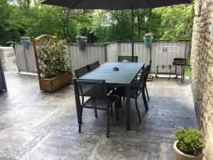 Balkón nebo terasa v ubytování Gîte sur Loue