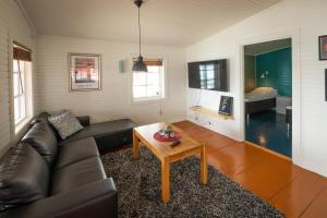 Ruang duduk di Lofoten Seaview Villa