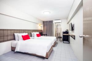 Postel nebo postele na pokoji v ubytování Livotel Express Hotel Ramkhamhaeng 50 Bangkok - No Parking