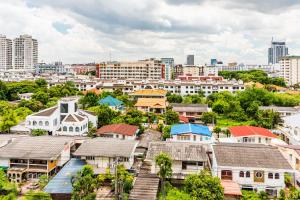 Nespecifikovaný výhled na destinaci Bangkok nebo výhled na město při pohledu z hotelu