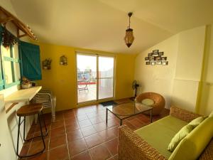 Ruang duduk di Hana B&B