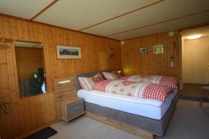 Studio bim Chalet bim Chilchli客房内的一张或多张床位