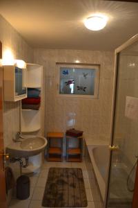 Koupelna v ubytování Ferienwohnung Sonnenbichel + 24 fotografií