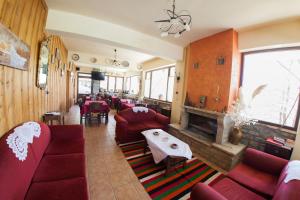 A seating area at Agropoli