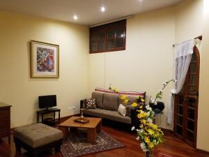 Posezení v ubytování Entire Studio-Penthouse De Luxe