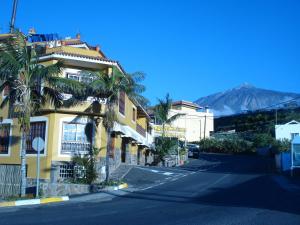 Gallery image of Apartamentos Islas Canarias in Icod de los Vinos