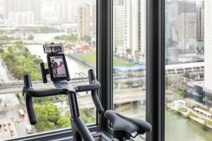 Phòng/tiện nghi tập thể dục tại ALVA HOTEL BY ROYAL
