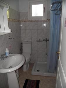 Um banheiro em Villa Marina