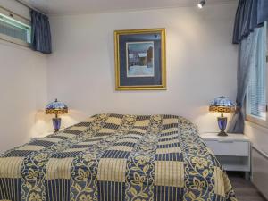 En eller flere senge i et værelse på Holiday Home Atelje 4 by Interhome + 13 billeder