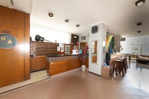 Kuchyň nebo kuchyňský kout v ubytování Hotel Ambra