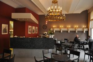 En restaurant eller et andet spisested på Hotel De Zalm