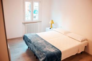 Postel nebo postele na pokoji v ubytování AFFITTACAMERE TORRESI 2