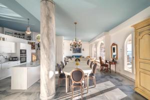 Dining area in A villát