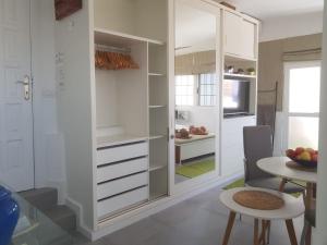 A kitchen or kitchenette at Apto/Suite Santa Cruz Tenerife