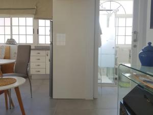 A kitchen or kitchenette at Apto/Suite Santa Cruz Tenerife