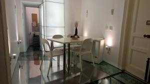 A seating area at ZAGARA My Home