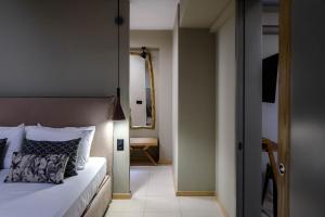 Posteľ alebo postele v izbe v ubytovaní ''SteliosDimitra'' Guest House I in Nafplio