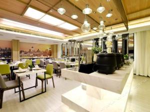 Gallery image of Atour Hotel Wuhan Changqing Road Branch in Wuhan