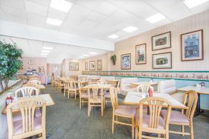 Restoran atau tempat lain untuk makan di Howard Johnson by Wyndham Atlantic City