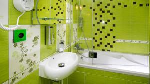 Koupelna v ubytování Apartment COLOURS - your 7 colour experience in centre of Prague