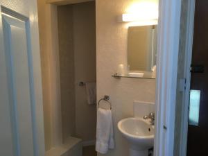 Gallery image of Cavendish House in Weymouth