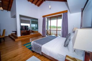 Postel nebo postele na pokoji v ubytování Amaranthe Bay Resort & Spa + 37 fotografií