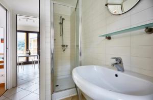 A bathroom at Apartment Alessandra