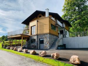 Budova, v ktorej sa apartmán nachádza