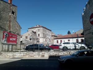 Budova, v ktorej sa apartmán nachádza