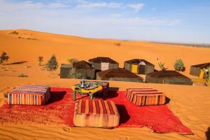 Načrt razporeditve prostorov v nastanitvi Camp desert nomad tour