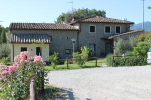Táj Show country houses közelében