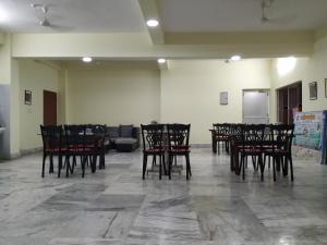 Bhalobasa Anandabas餐厅或其他用餐的地方