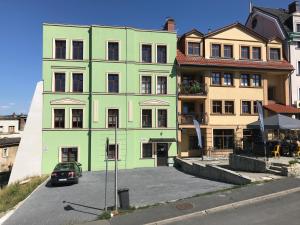 Budova, v ktorej sa apartmán nachádza