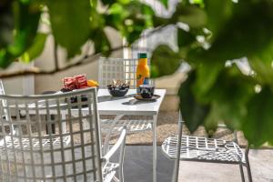 Nápoje v ubytovaní ''SteliosDimitra'' Guest House I in Nafplio