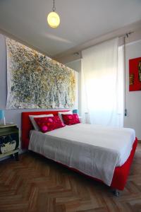 A bed or beds in a room at A Casa dell'Artista ViKi