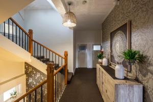 Gallery image of Majestic Mansions – Apartments at St Clair in Dunedin