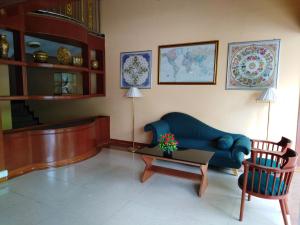 Ruang duduk di Sara Hotel