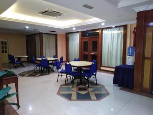 Restoran atau tempat lain untuk makan di Sara Hotel